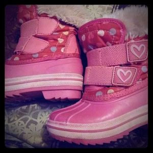 Girls boots